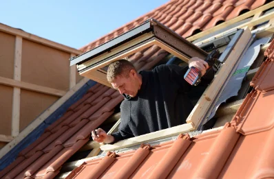 Pose de fenêtres de toit Velux à Bellefonds